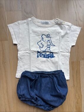 Emile et Ida Cream Tee with Blue Graphic and Navy Blue Bloomers